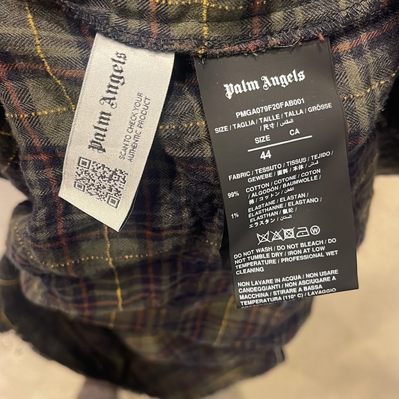 Shirt is from Mr. Porter and never been worn. The shirt still has its tags. - Picture 3 of 6